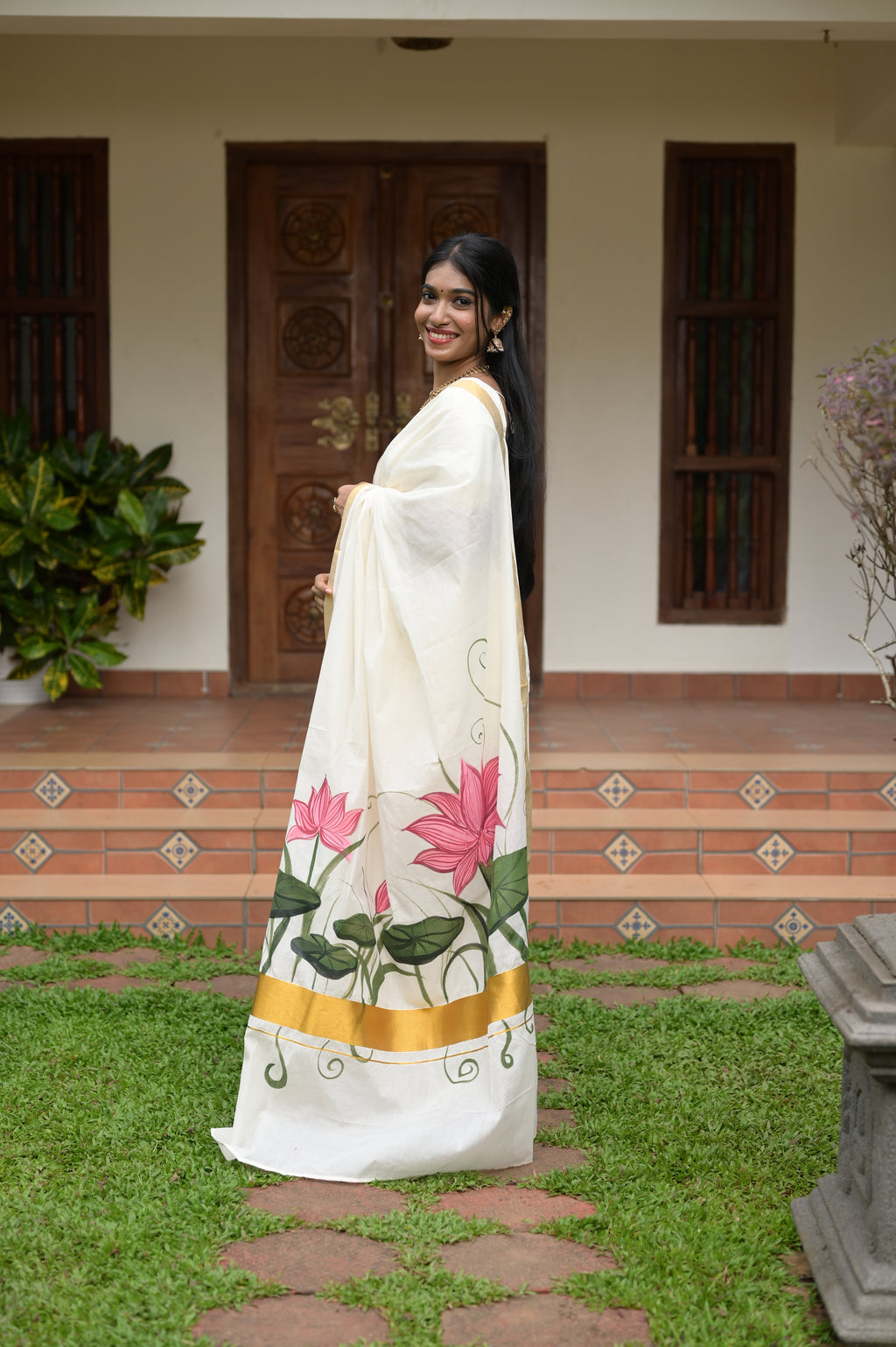 LOTUS KASAVU SAREE - RUAA003