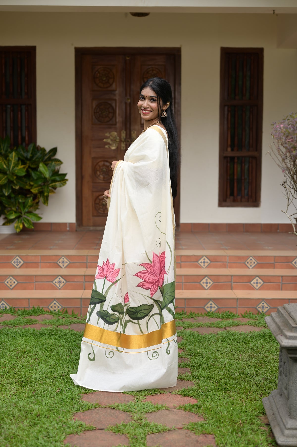 LOTUS KASAVU SAREE - RUAA003